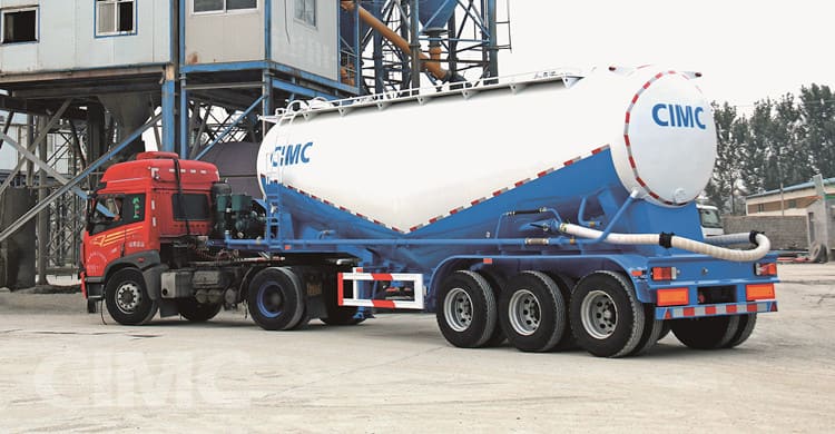 CIMC 3 Axle 35CBM Bulk Cement Powder Tankers Truck is Ready for Mali