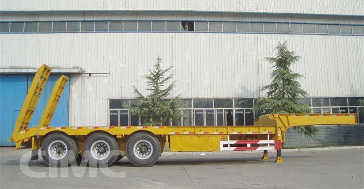 CIMC New 3 Axle 40 Ton Lowbed Truck Trailer will be sent to Guyana 