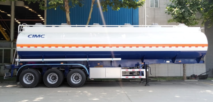 CIMC 3 Axle 30000 Liters Petrol Tanker Trailer for Sale in Uruguay