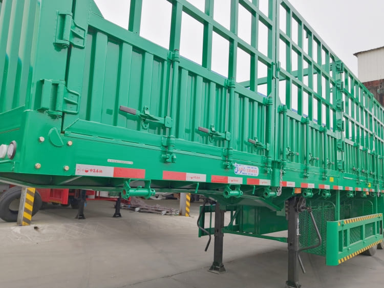CIMC 3 Axle 60 Ton Fence Semi Trailer for Sale in Zimbabwe Harare