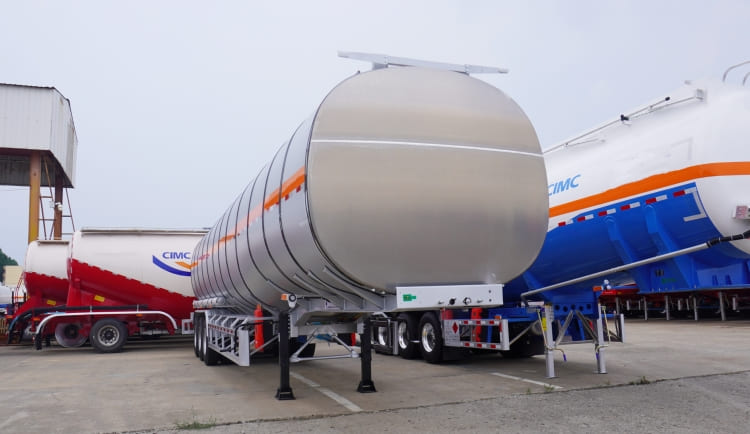 CIMC 45000 Liters Stainless Steel Fuel Tanker Trailer for Sale in Nigeria