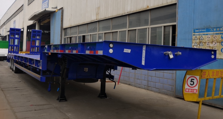 CIMC Tri Axle 60 Ton Low Loader Trailer for Sale in Zimbabwe Harare