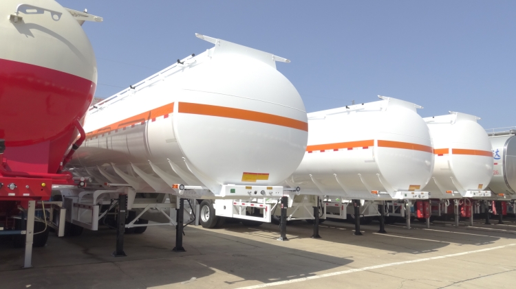 CIMC Tri Axle 45 Cbm Fuel Tanker Trailer for Sale in Kenya