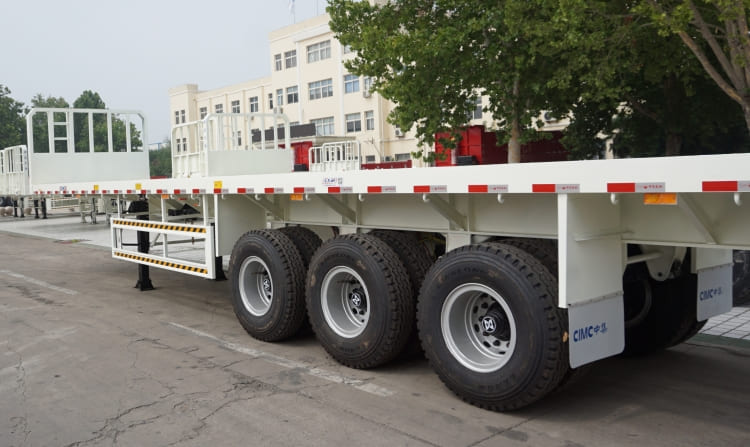CIMC Tri Axle 40ft Flatbed Semi Trailer for Sale in Tanzania