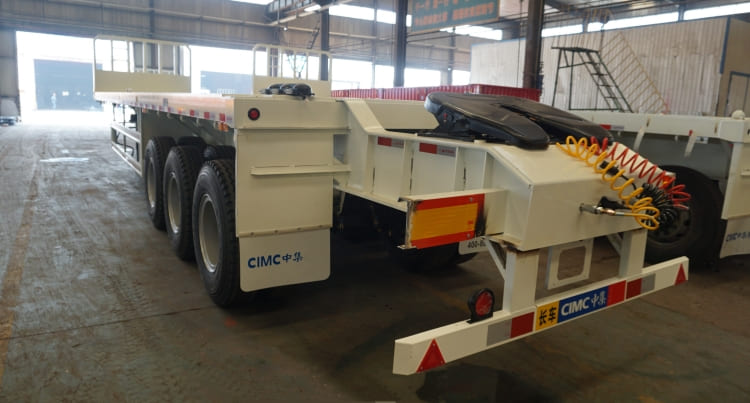 3 Axle 40 Foot Flatbed Semi Trailer with Front Wall for Sale in Senegal