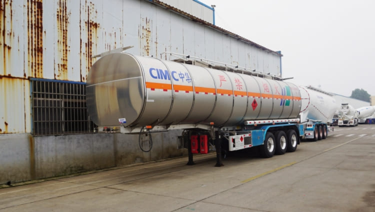 CIMC 3 Axle 42000 Liters Aluminum Diesel Tanker Trailer for Sale in Ghana