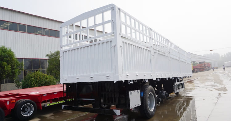 3 Axles 60 Ton Fence Cargo Semi Trailer for Sale in Mozambique