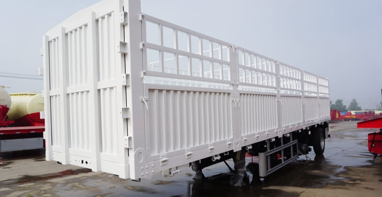 3 Axles 60 Ton Fence Cargo Semi Trailer for Sale in Mozambique