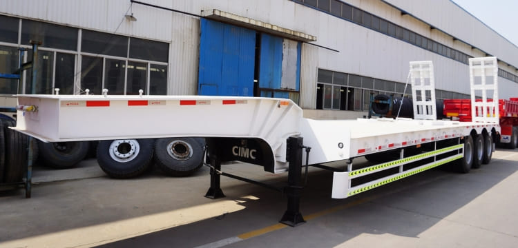 CIMC Tri Axles 80 Ton Low Bed Trailer for Sale in Uganda