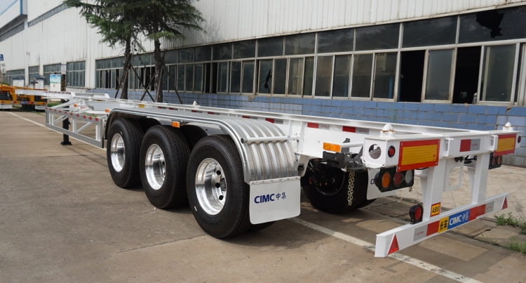 CIMC 3 Axles 45 Feet Skeleton Container Semi Trailer Chassis for Sale in Mauritius