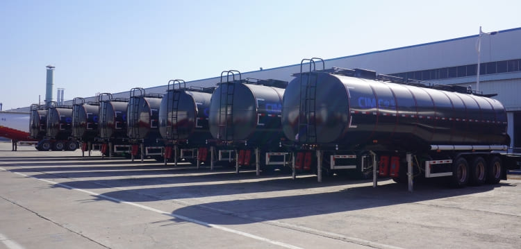 China CIMC Tri Axle Diesel Fuel Tanker Trailer for Sale in Madagascar