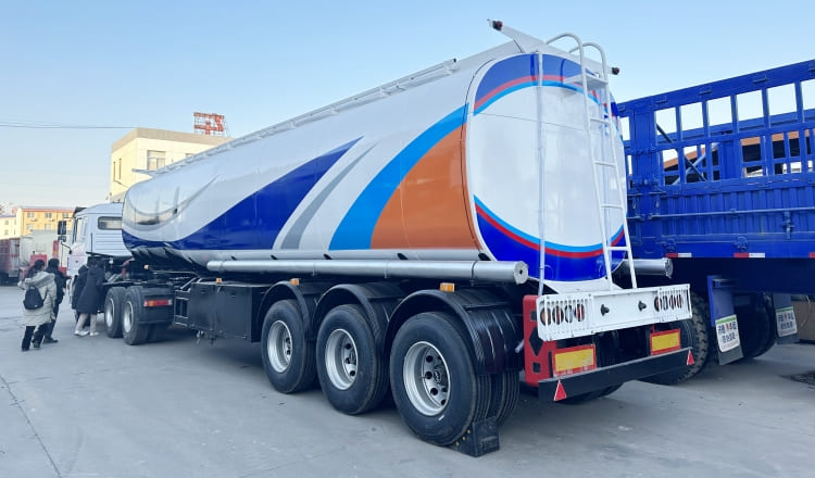 CIMC 3 Axle Petrol Tanker Trailer for Sale in Guam