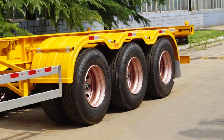CIMC Tri Axle 40 Foot Gooseneck Container Trailer Chassis for Sale in Mauritius