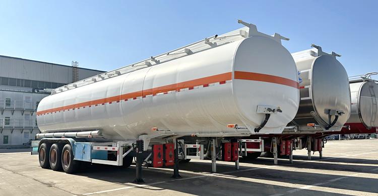 CIMC 45000L Oil Tanker Trailer for Sale in United Arab Emirates