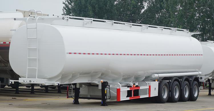 4 Axle 50000 L Fuel Tanker Trailer for Sale In Ghana Tema