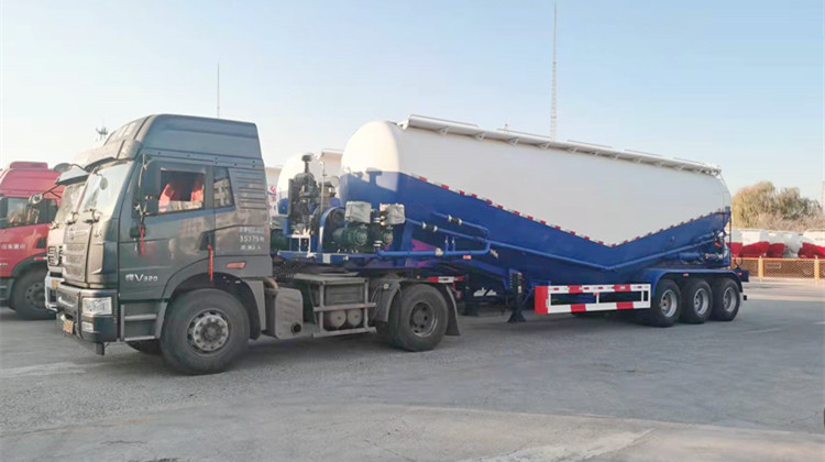 Tri Axle 50cbm Cement Powder Tanker Trailer will be sent to Jamaica