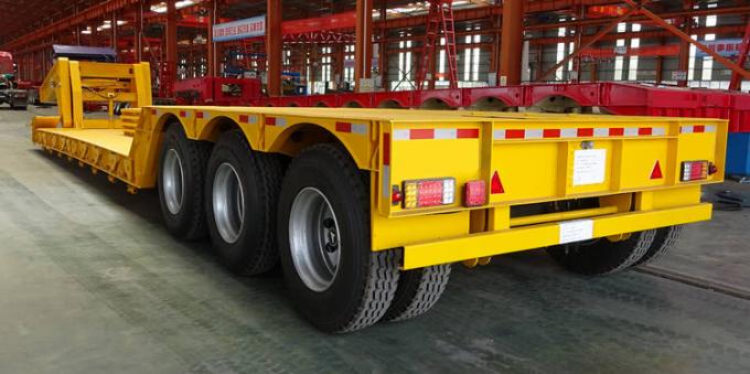 CIMC 3 Axle 60 Ton Front Loading RGN Lowboy Trailer for Sale
