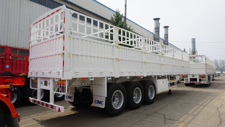 50 Ton Fence Trailer for Sale in Uganda | Animal Transport Trailer with Fence | CIMC Trailer Manufacturer