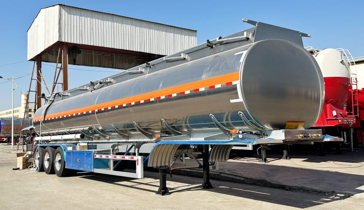 50000 Litres Diesel Fuel Tanker Trailer for Sale in Congo | CIMC Tank