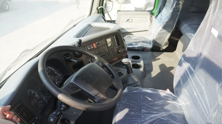 Howo 6x4 Tractor Head for Sale | Howo 371 Tractor Head | Howo Truck 371