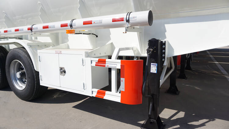 CIMC RJST Diesel Petrol Oil Fuel Tanker Trailer for Sale